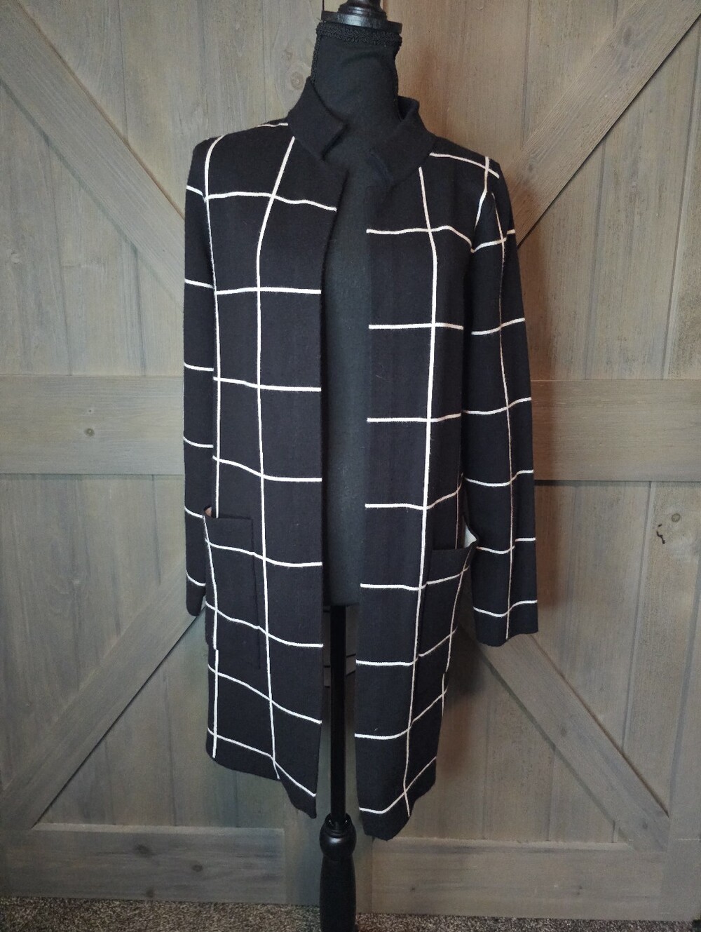 Tahari Women's Small Black White Windowpane Open Front Longline Cardigan